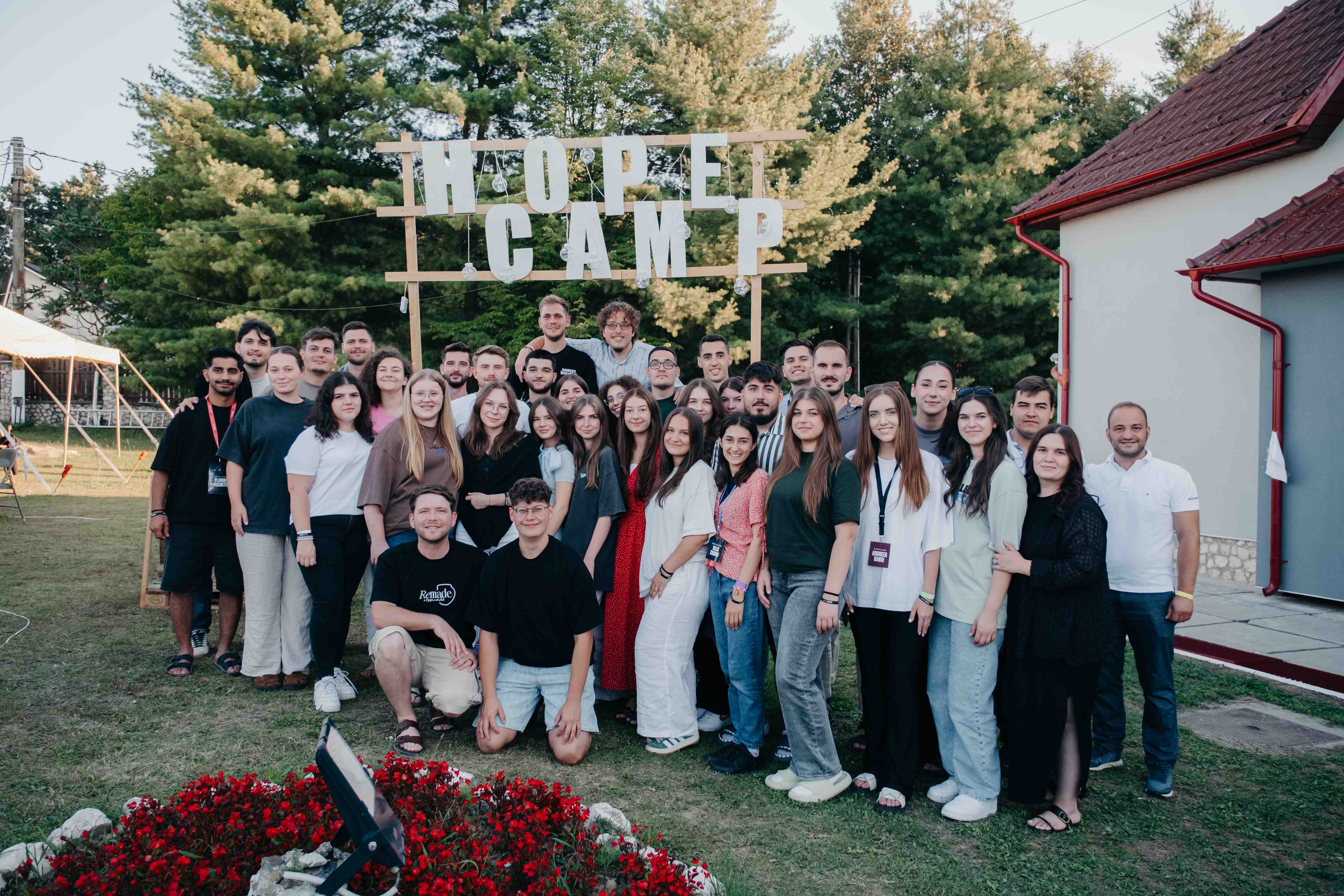 Liderii taberei Hope Camp